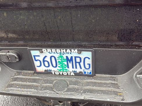 Used 2015 Toyota Tundra 1794 Edition image 31