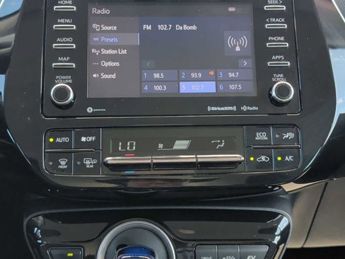 Used 2020 Toyota Prius Prime LE image 15