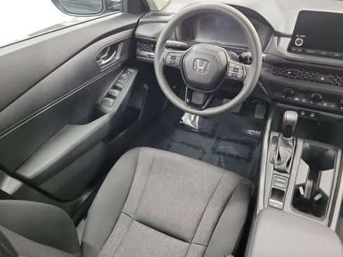 Certified 2025 Honda Accord LX image 15