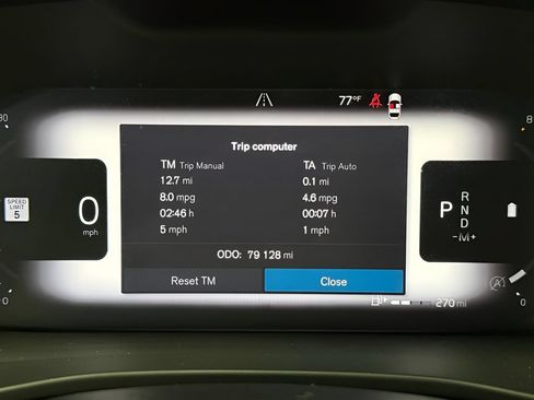 Used 2023 Volvo XC40 B5 Plus AWD/4WD image 18