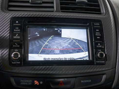 Used 2017 Mitsubishi Outlander Sport SE image 6