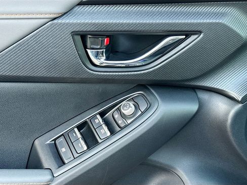 Certified 2025 Subaru Crosstrek 2.5i Limited w/ Crosstrek Mirror Package image 25