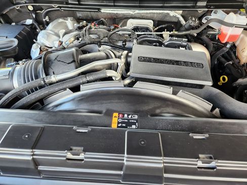 Used 2025 Chevrolet Silverado 2500 LT AWD/4WD image 20