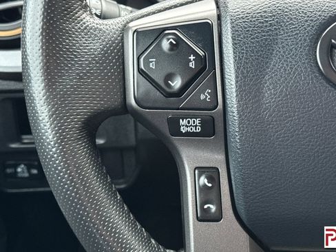 Used 2018 Toyota Tacoma TRD Sport w/ Technology Package image 27