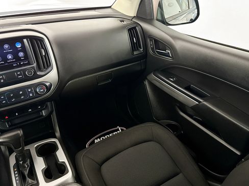 Used 2019 Chevrolet Colorado LT w/ Colorado RST Special Edition RWD image 28