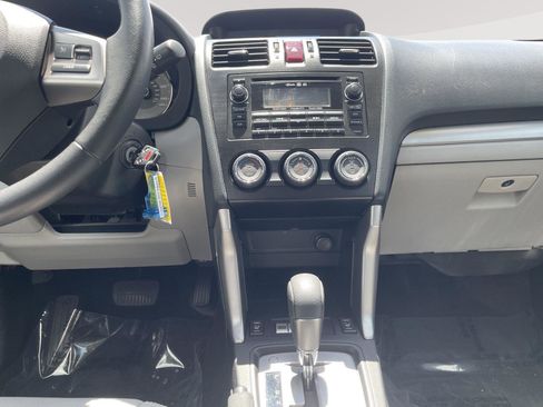 Used 2014 Subaru Forester 2.5i Limited AWD/4WD image 18