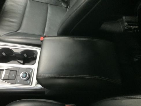 Used 2020 Ford Explorer Limited AWD/4WD image 43