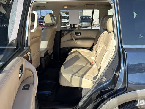 Used 2018 Nissan Armada Platinum RWD image 33