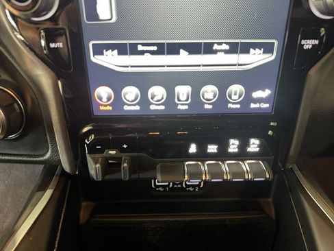 Used 2021 RAM 3500 Big Horn w/ Level B Equipment Group AWD/4WD image 3