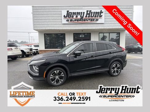 Used 2022 Mitsubishi Eclipse Cross SE image 1