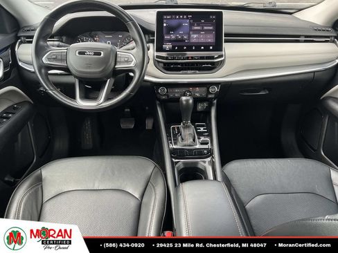 Used 2022 Jeep Compass Limited AWD/4WD image 13