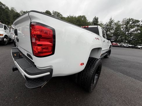 Used 2017 Chevrolet Silverado 3500 High Country w/ Duramax Plus Package AWD/4WD image 10