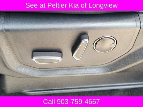 Used 2019 Ford Expedition XLT w/ Equipment Group 201A RWD image 18
