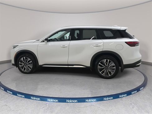 Certified 2026 INFINITI QX60 Luxe w/ Family Package image 8