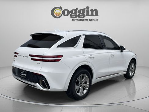Used 2022 Genesis GV70 2.5T AWD/4WD image 6