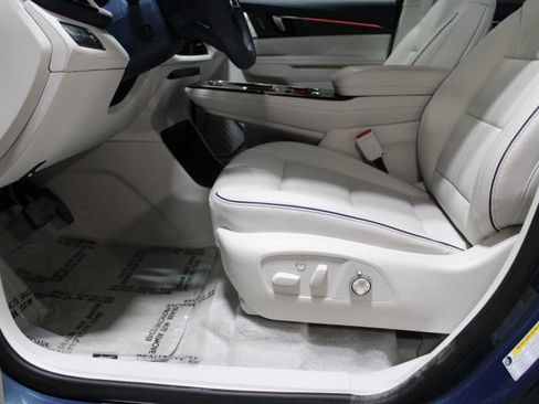 Used 2025 Buick Enclave Avenir w/ Super Cruise Package image 22