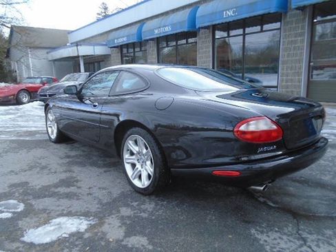 Used 2000 Jaguar XK8 Coupe image 6