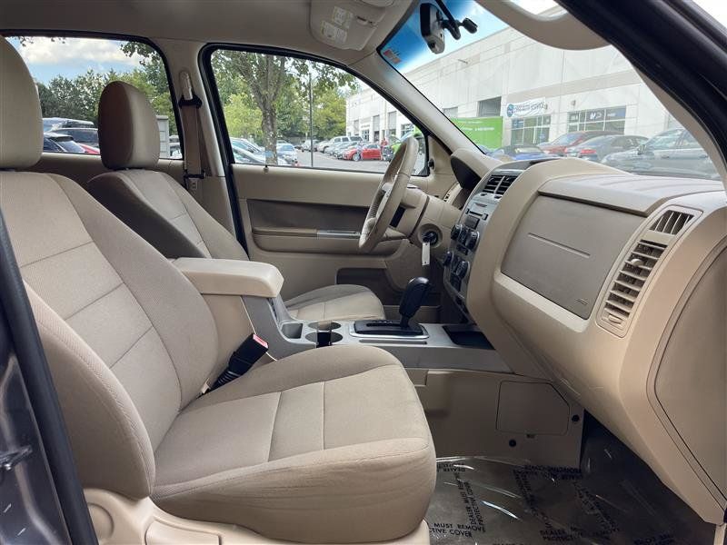 Used 2010 Ford Escape XLT FWD image 33