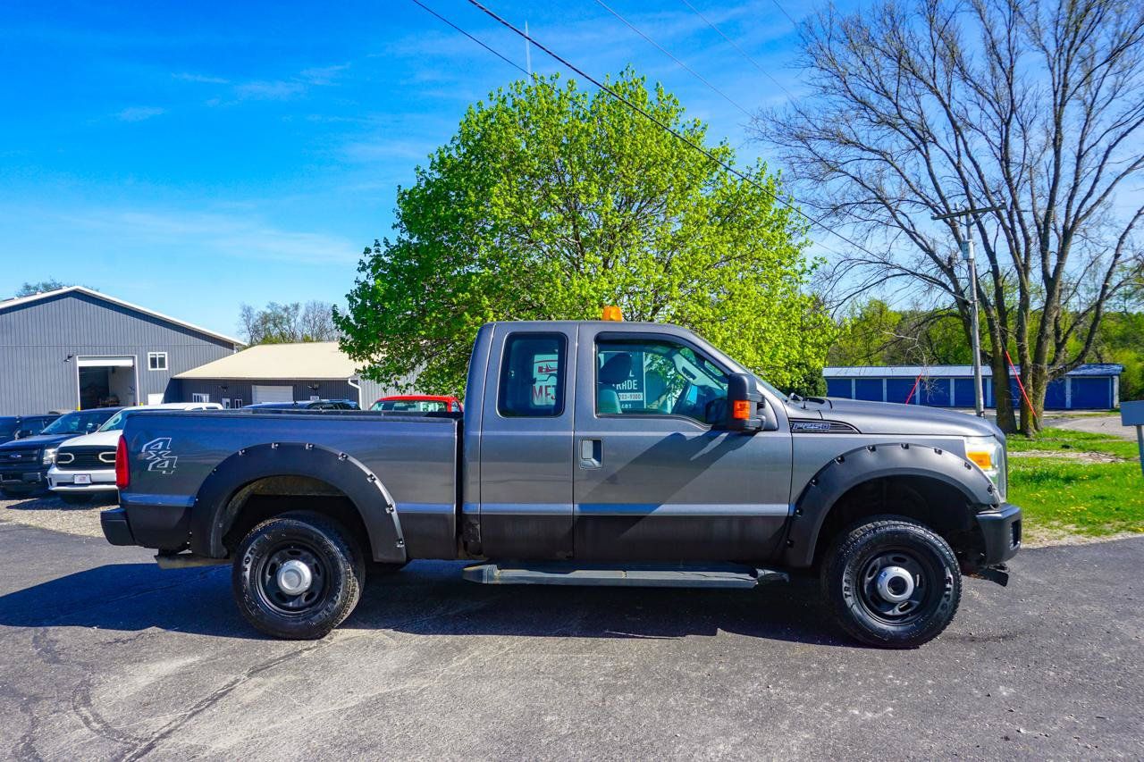 Used 2011 Ford F250 XL AWD/4WD image 2