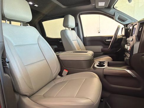 Used 2019 GMC Sierra 1500 SLT w/ SLT Premium Plus Package AWD/4WD image 29