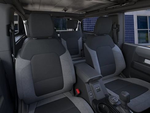 New 2026 Ford Bronco 2-Door AWD/4WD image 11