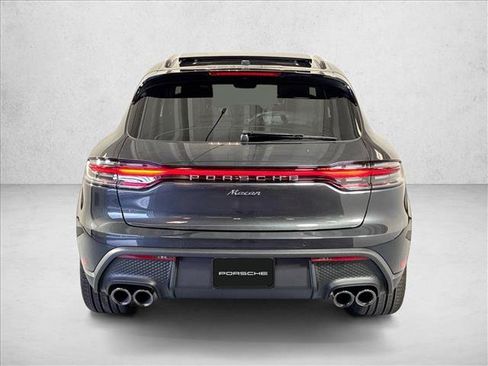 Used 2026 Porsche Macan AWD/4WD image 10