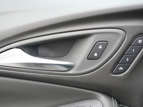 New 2026 Buick Encore GX Avenir w/ Avenir Technology Package image 30