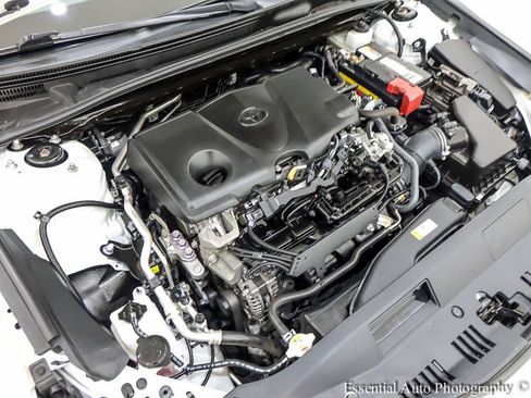 Used 2021 Toyota Camry SE FWD image 32