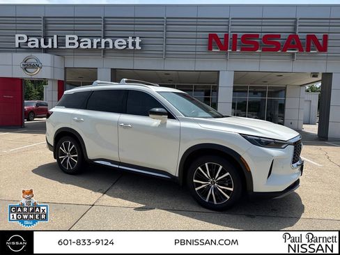 Used 2023 INFINITI QX60 Sensory w/ Vision Package AWD/4WD image 4