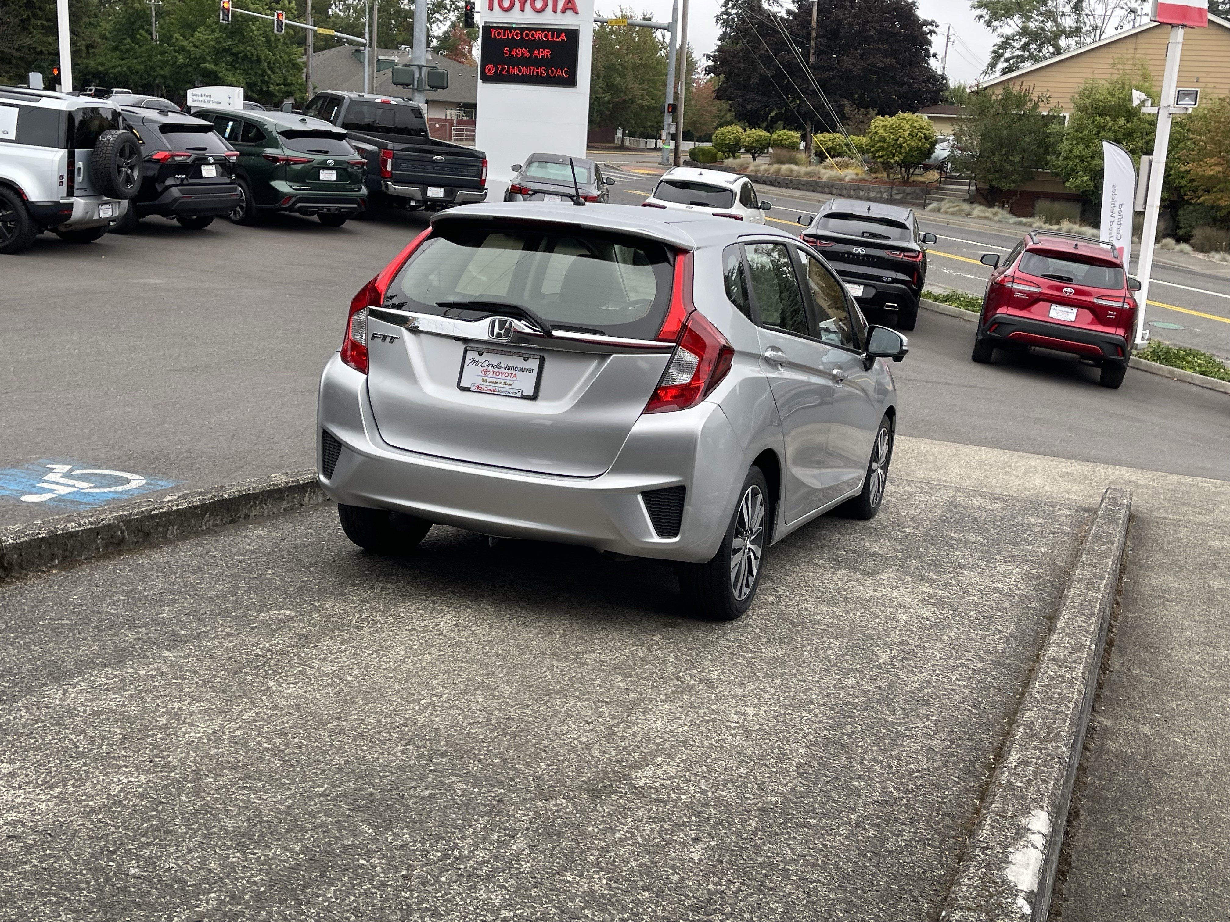 Used 2016 Honda Fit EX image 7