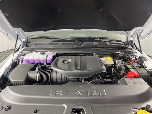 New 2026 RAM 1500 Laramie AWD/4WD image 3