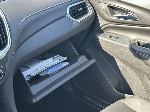Certified 2019 Chevrolet Equinox Premier FWD image 31