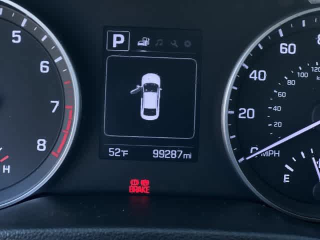 Used 2018 Hyundai Elantra SEL FWD image 19