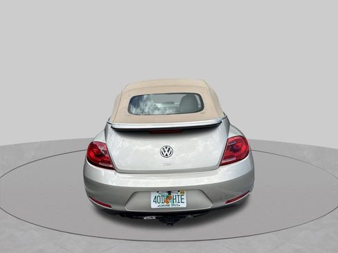 Used 2014 Volkswagen Beetle TDI FWD image 6
