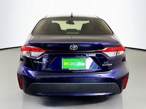 Used 2021 Toyota Corolla LE image 8