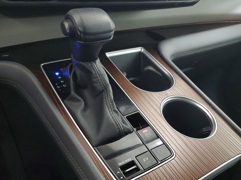 Certified 2023 Toyota Sienna LE FWD image 30
