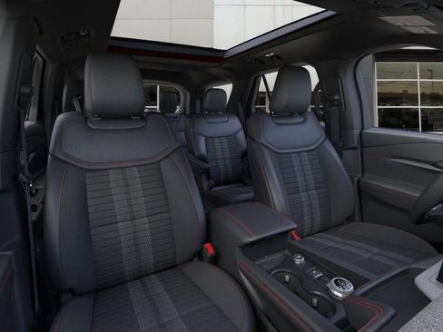 New 2026 Ford Explorer ST-Line w/ ST-Line Street Pack image 14