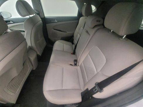 Used 2016 Hyundai Tucson SE w/ Option Group 02 image 18