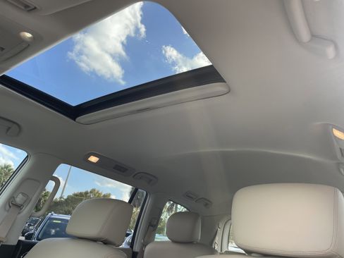 Used 2023 Nissan Armada Platinum w/ Captain's Chairs Package image 22