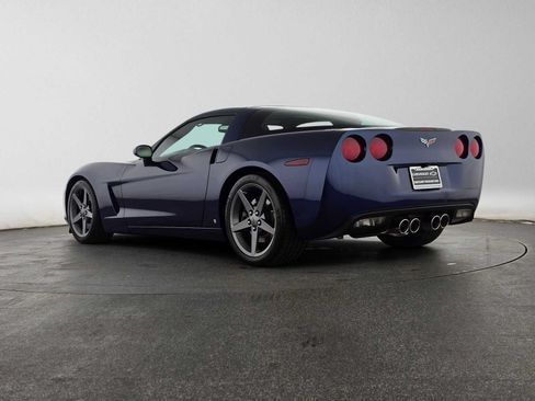 Used 2007 Chevrolet Corvette Coupe w/ Preferred Equipment Group RWD image 5