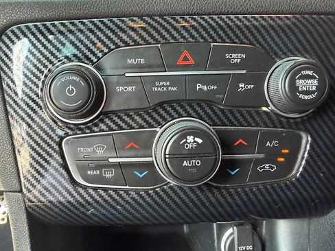 Used 2020 Dodge Charger R/T w/ Blacktop Package RWD image 26