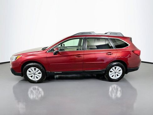 Used 2017 Subaru Outback 2.5i Premium AWD/4WD image 4