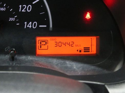 Used 2019 Nissan Versa S Plus image 35