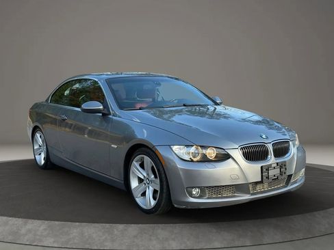 Used 2008 BMW 335i Convertible image 3