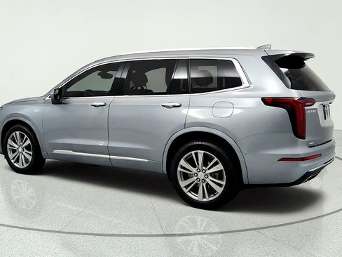 Certified 2024 Cadillac XT6 Premium Luxury w/ Technology Package AWD/4WD image 3