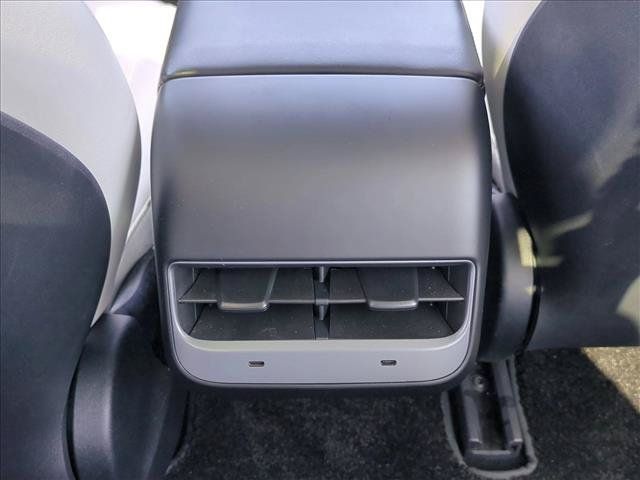 Used 2023 Tesla Model 3 Standard Range RWD image 18