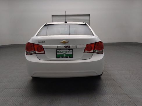 Used 2016 Chevrolet Cruze LS image 7