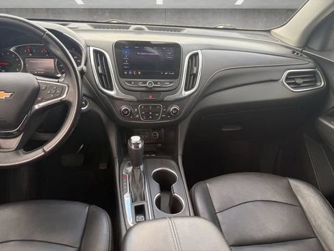 Used 2020 Chevrolet Equinox Premier FWD image 3