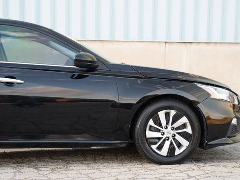 Used 2019 Nissan Altima 2.5 S FWD image 10