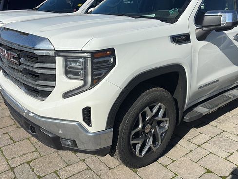 Used 2025 GMC Sierra 1500 SLT w/ SLT Premium Plus Package image 1